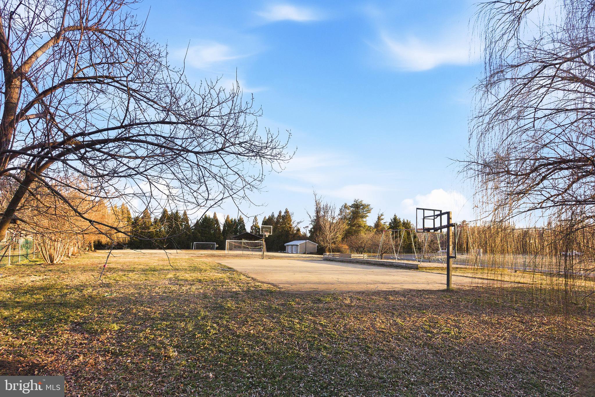 EPSOM FARM - Commercial Sale