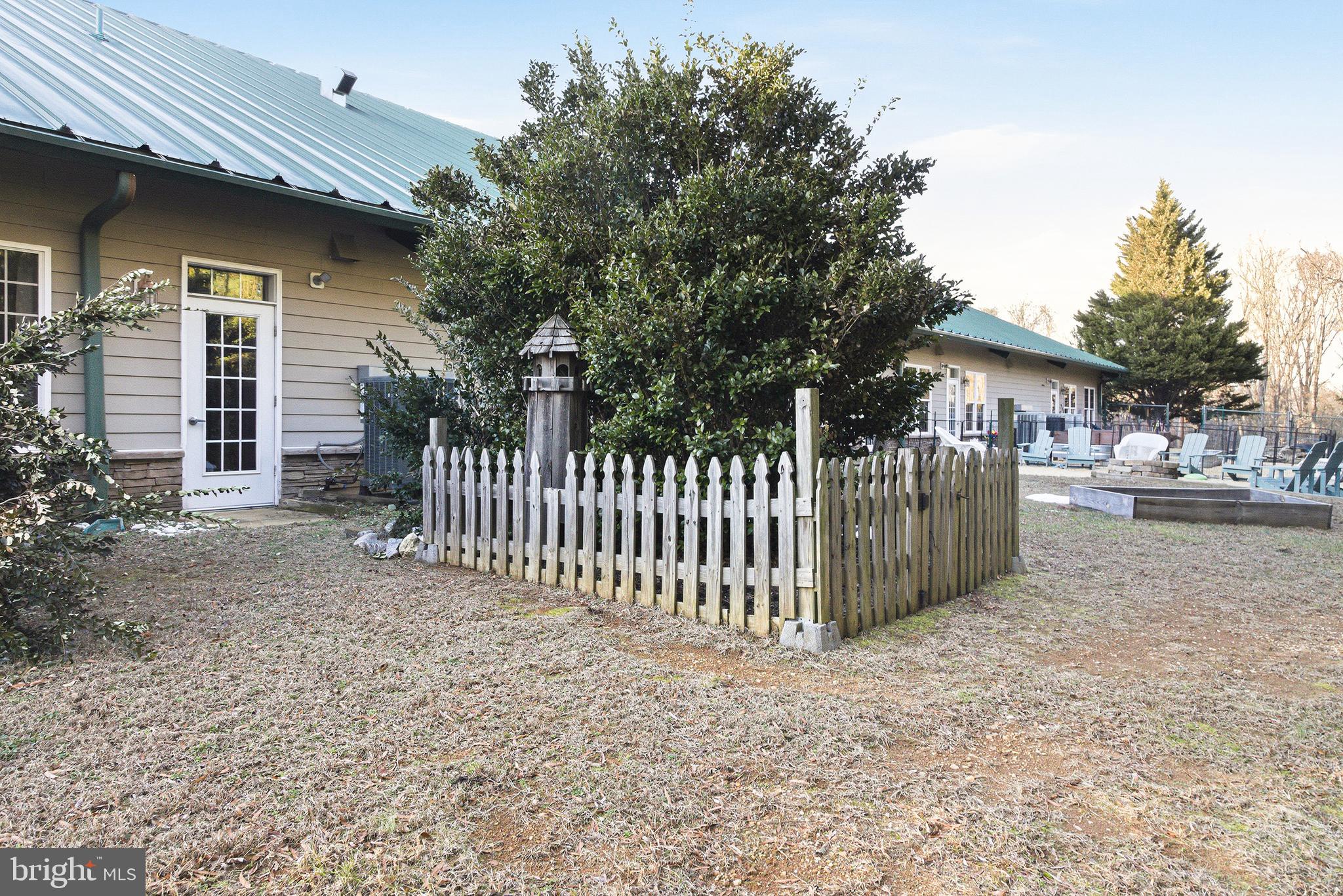 EPSOM FARM - Commercial Sale