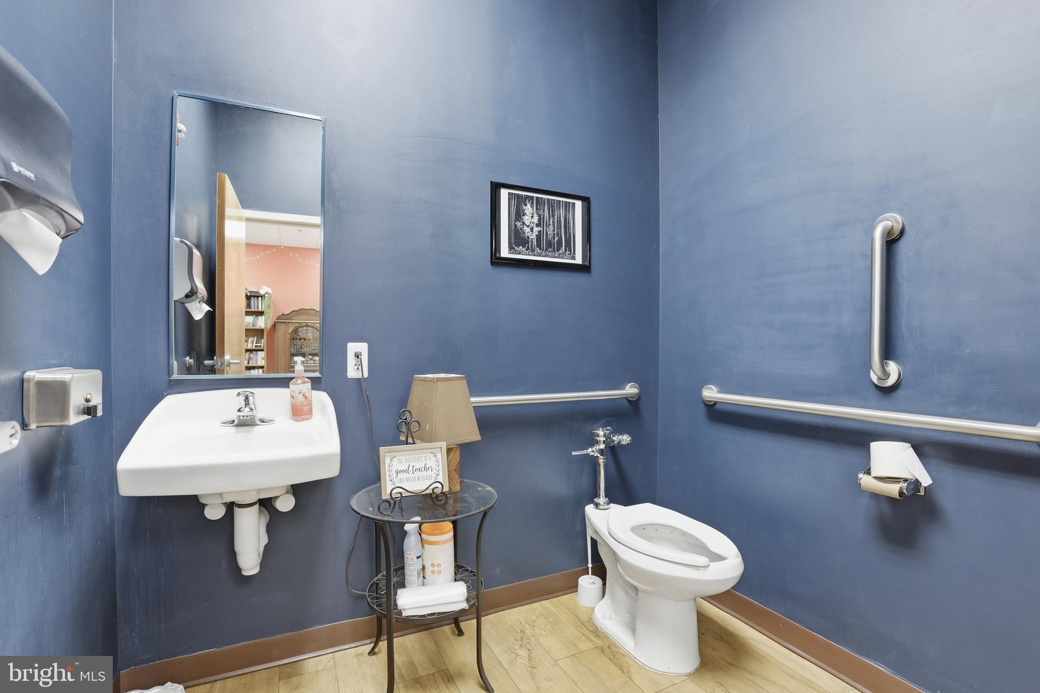 EPSOM FARM - Commercial Sale