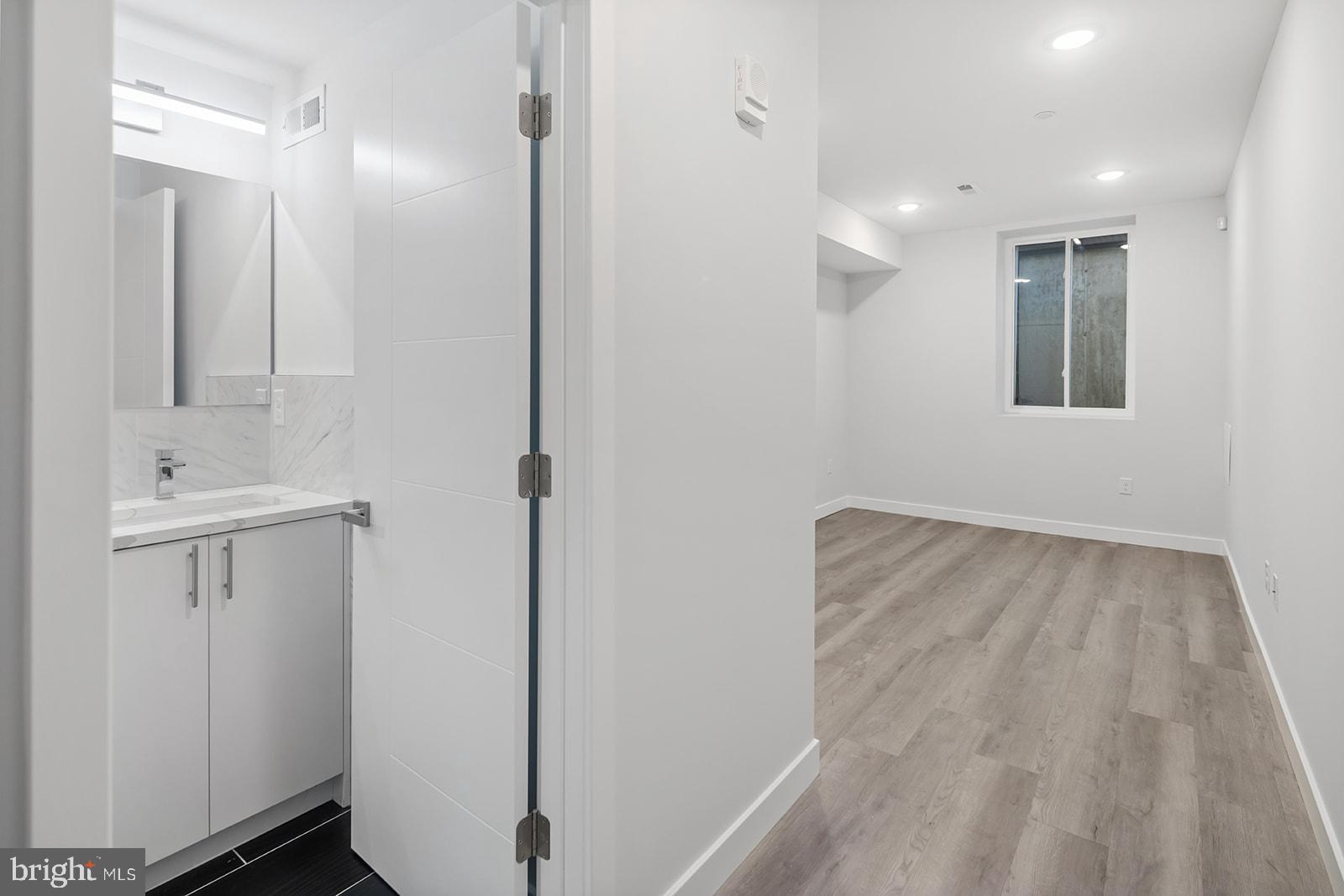 OLDE KENSINGTON - Residential