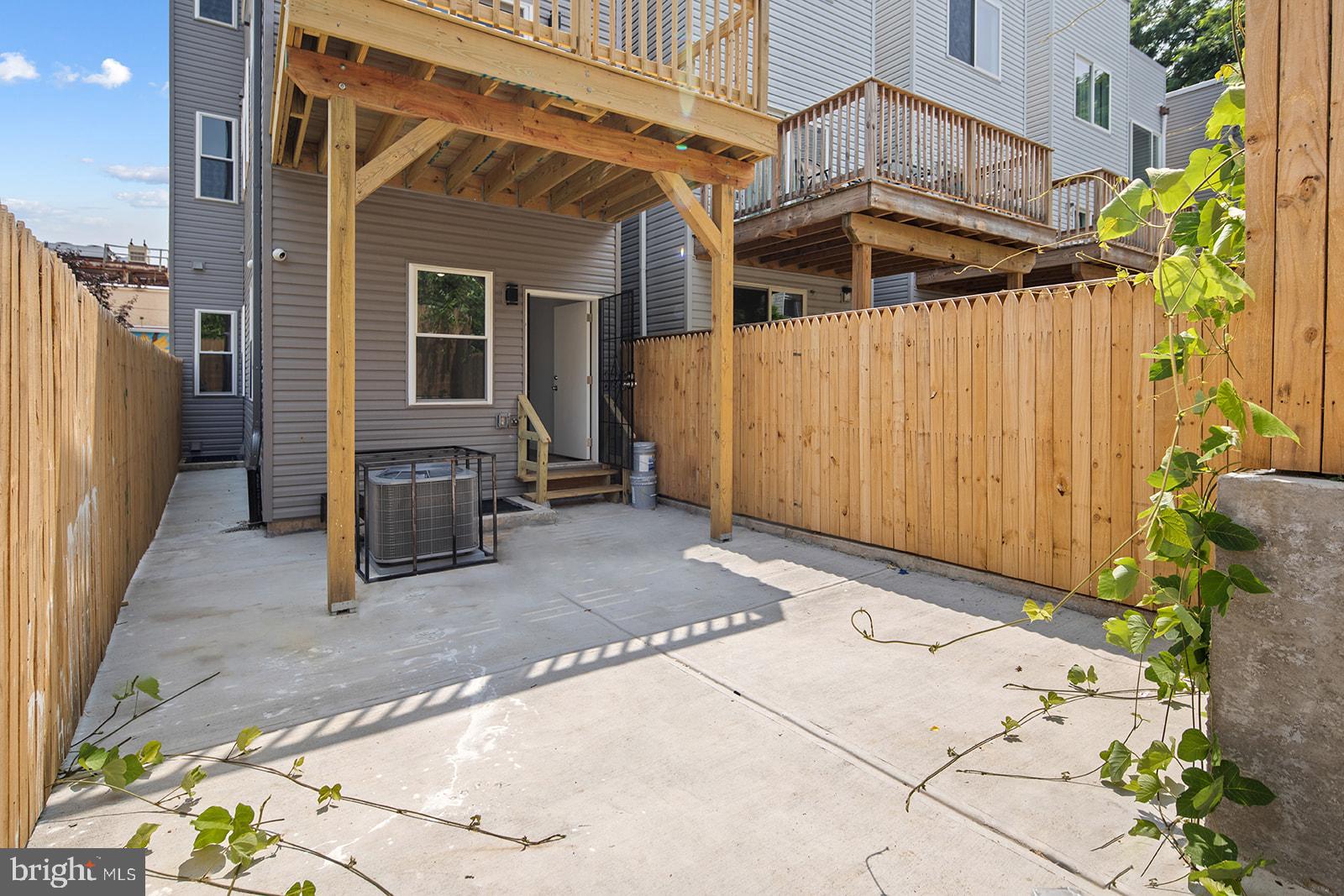 OLDE KENSINGTON - Residential