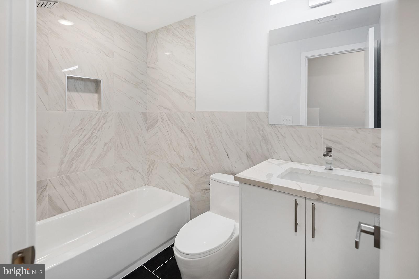 OLDE KENSINGTON - Residential