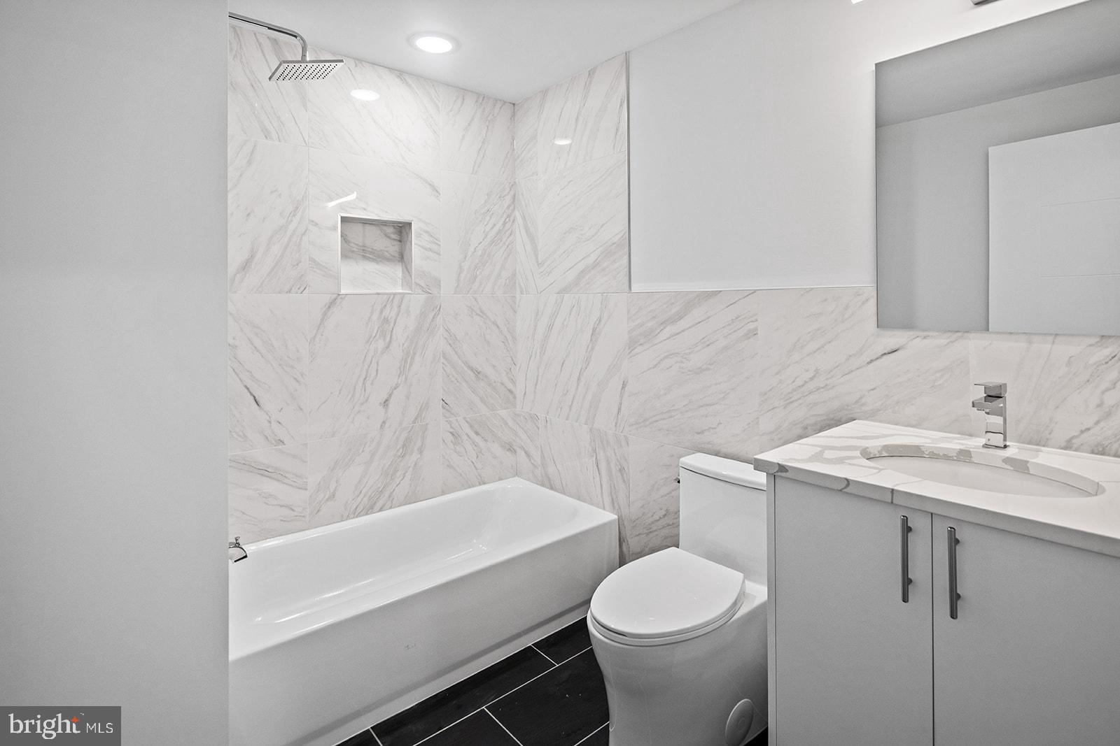 OLDE KENSINGTON - Residential