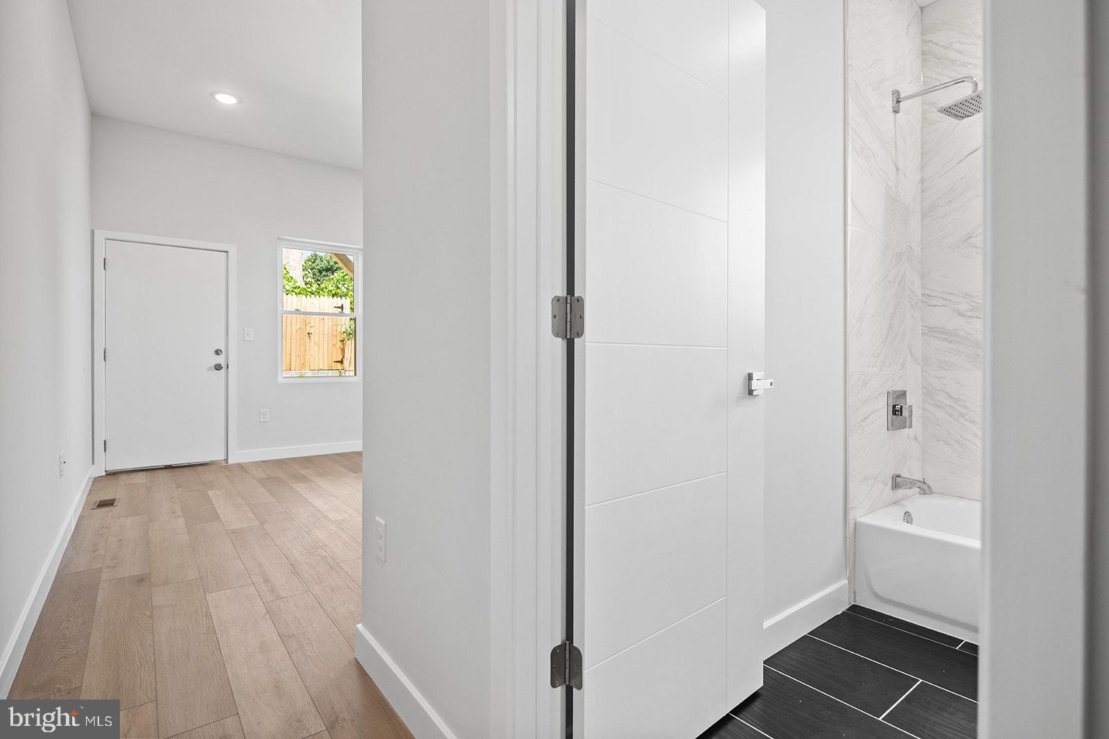 OLDE KENSINGTON - Residential