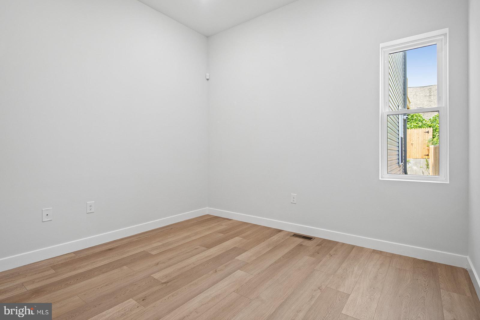 OLDE KENSINGTON - Residential