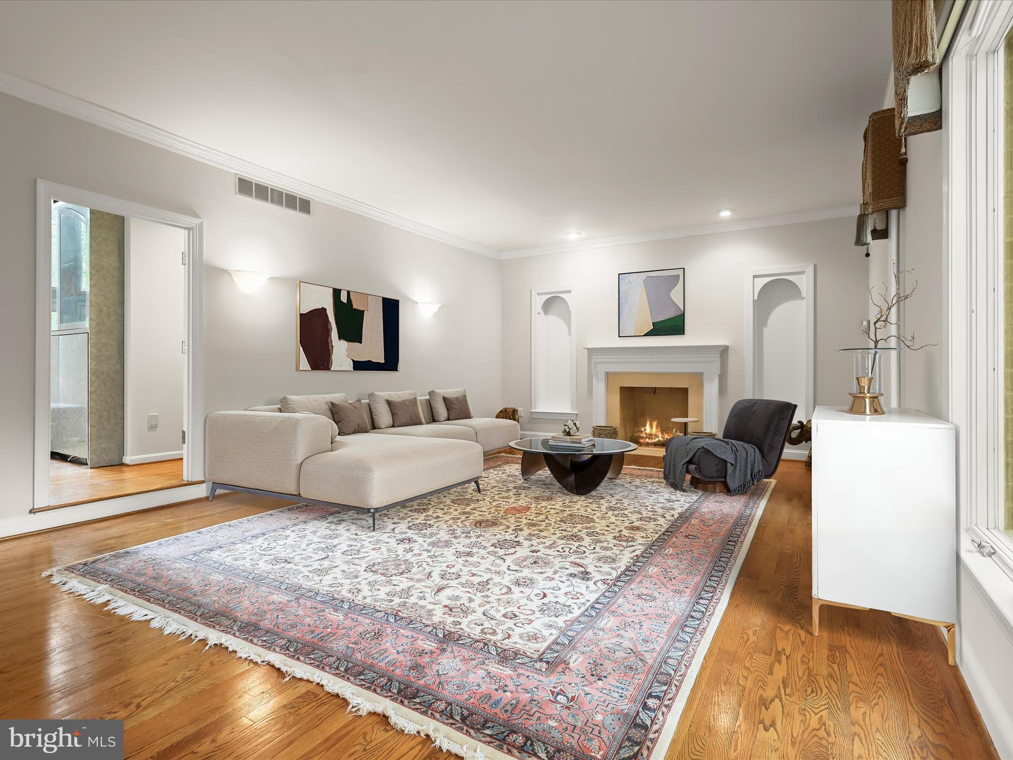 THE HILL FARM - Residential