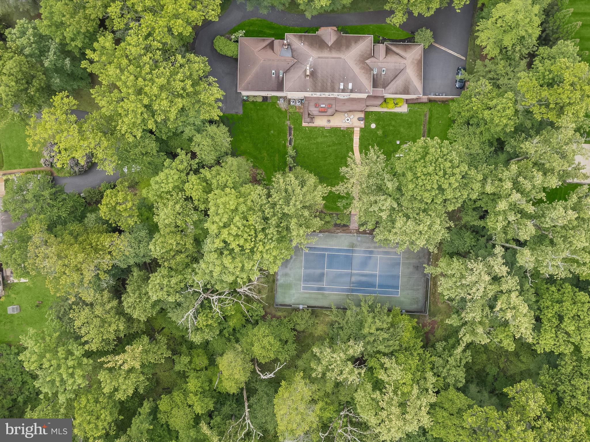 THE HILL FARM - Residential