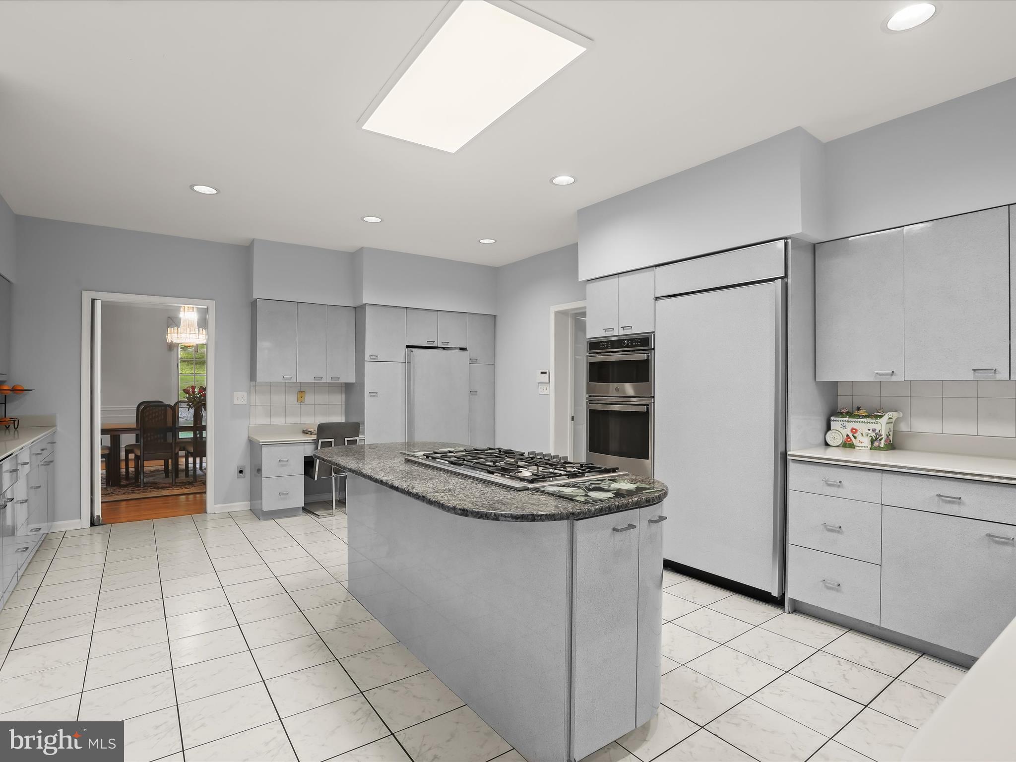 THE HILL FARM - Residential