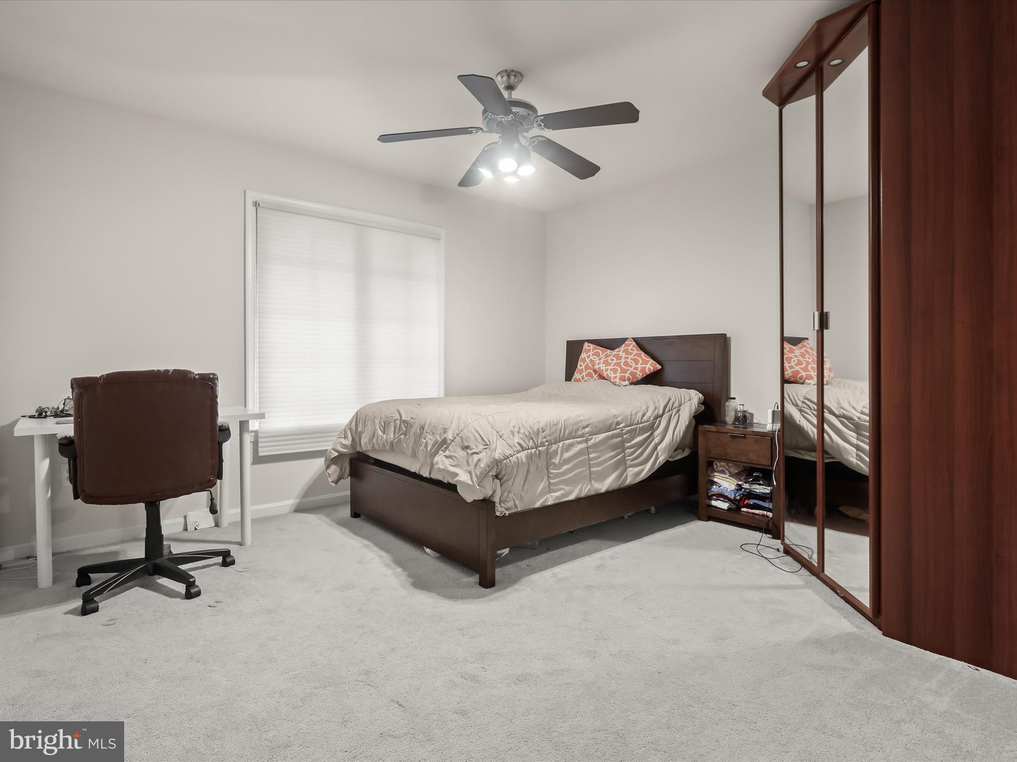 THE HILL FARM - Residential