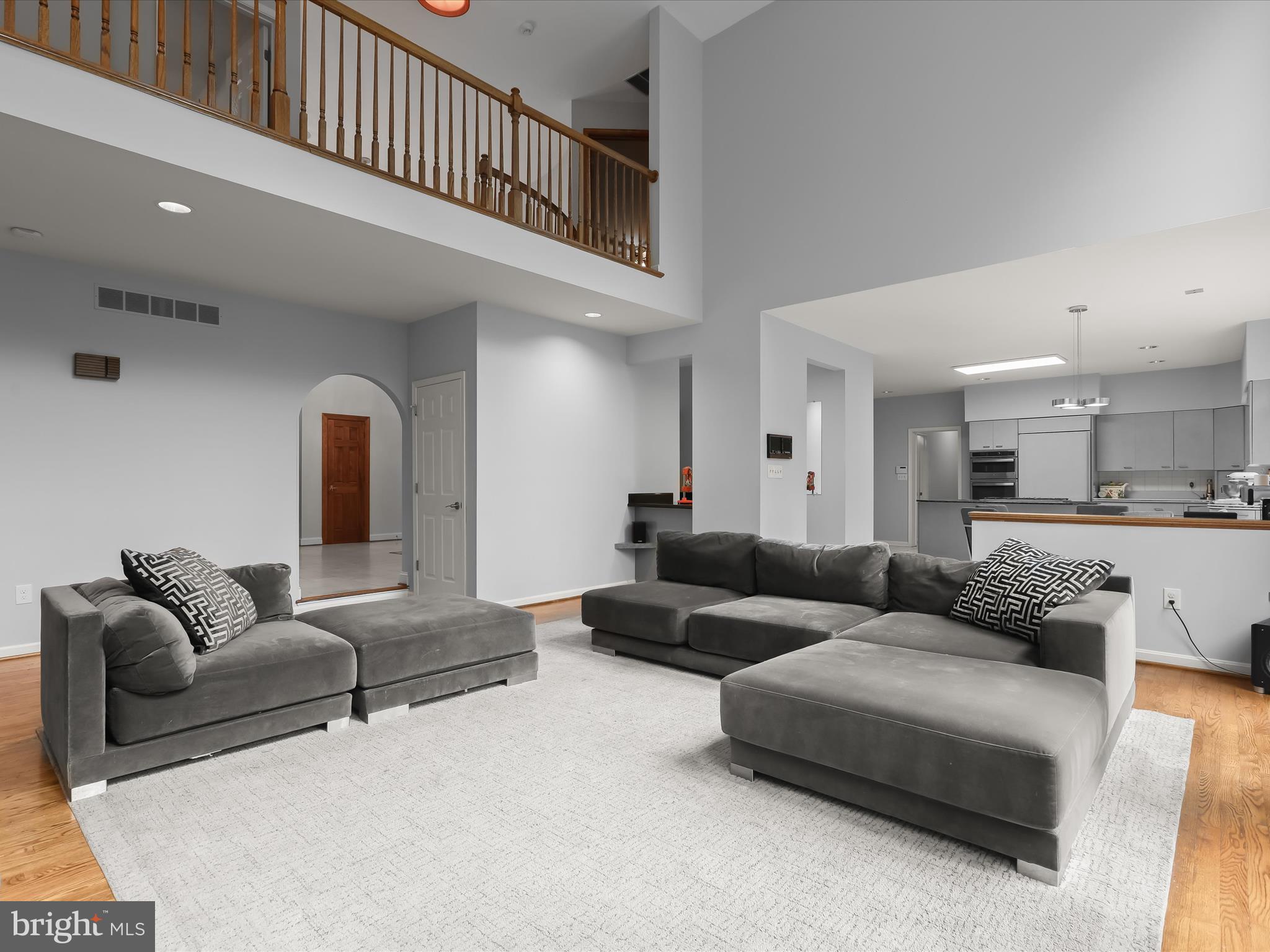 THE HILL FARM - Residential