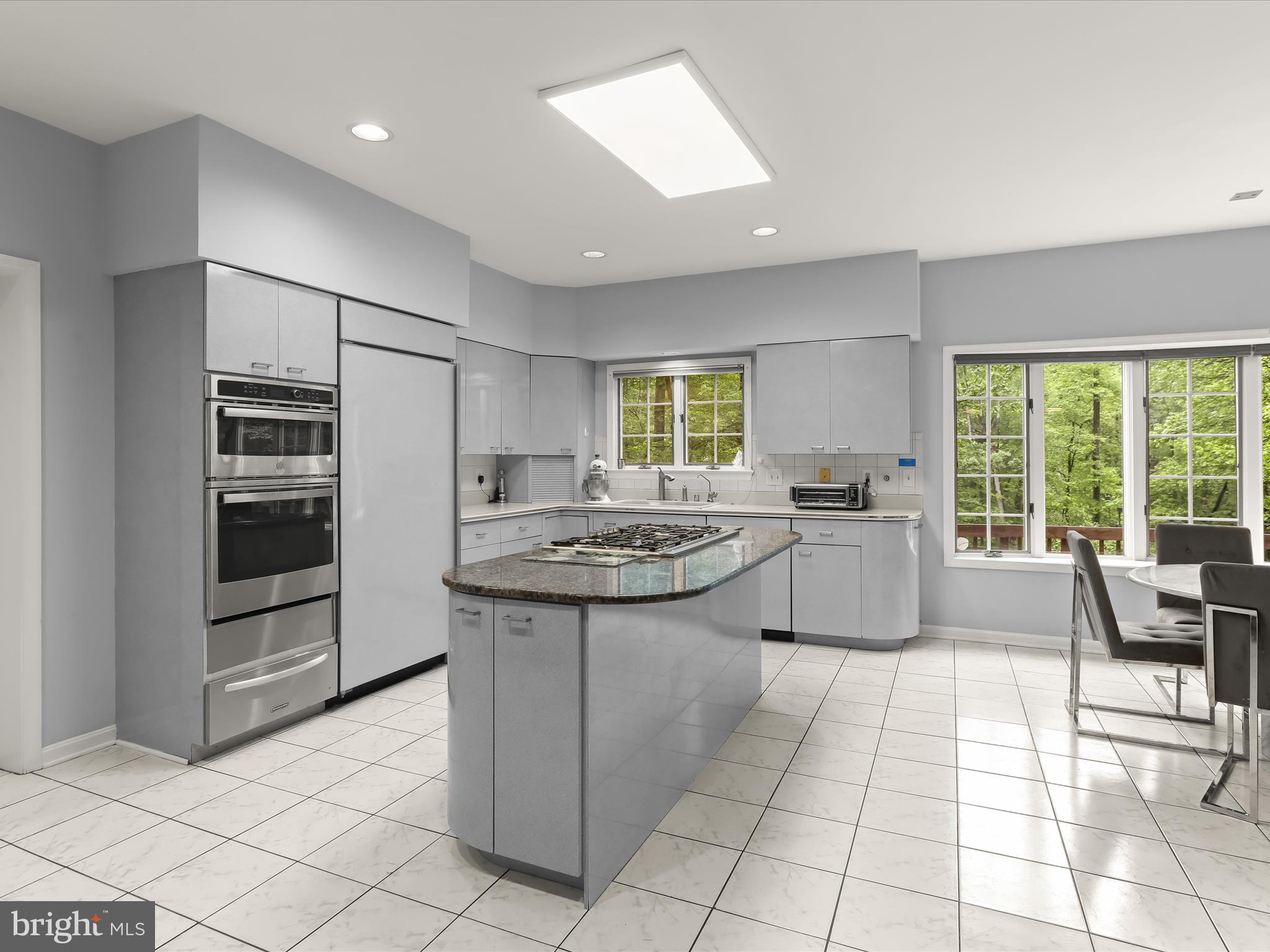 THE HILL FARM - Residential