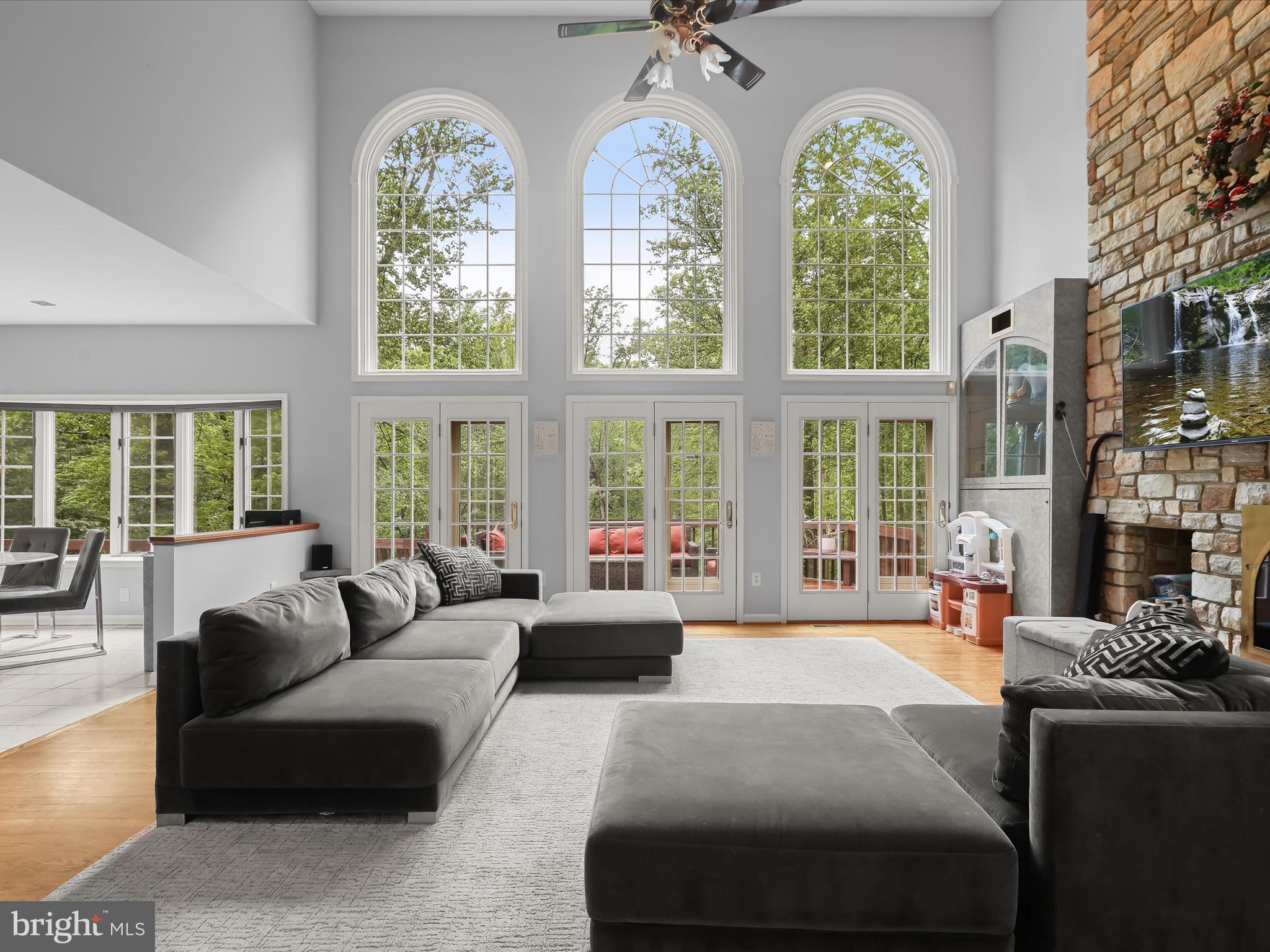 THE HILL FARM - Residential