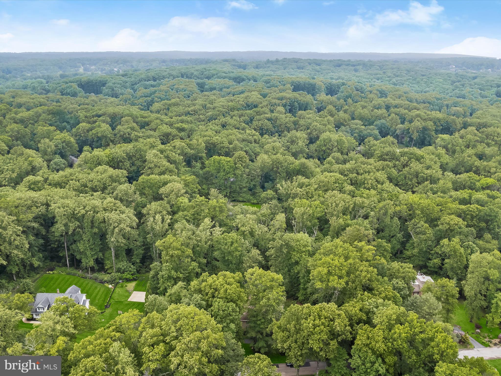 THE HILL FARM - Residential