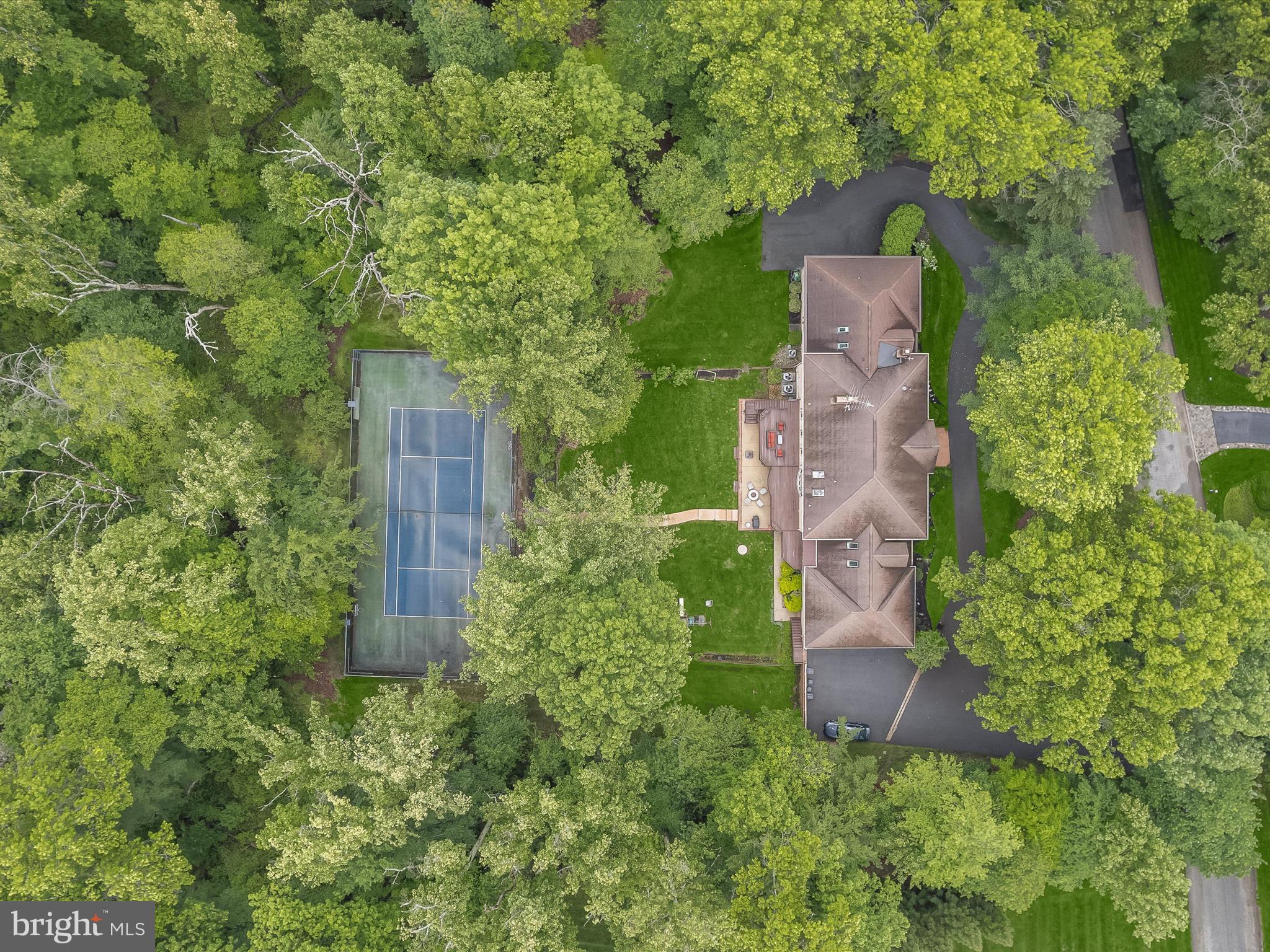 THE HILL FARM - Residential