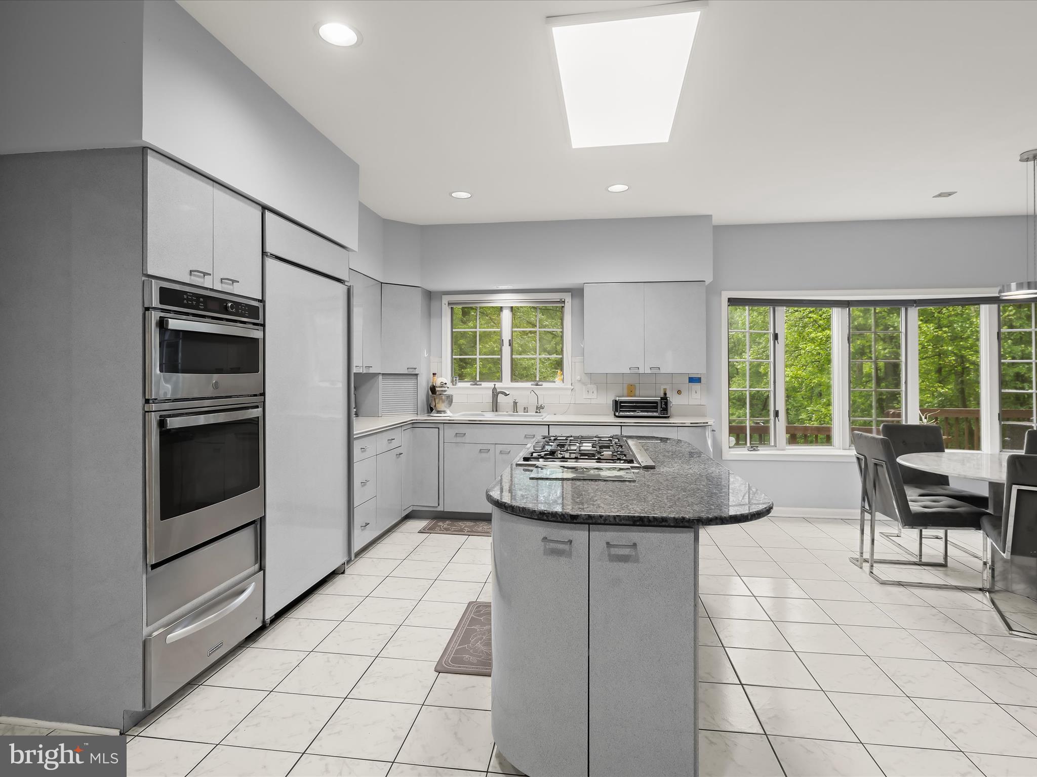 THE HILL FARM - Residential