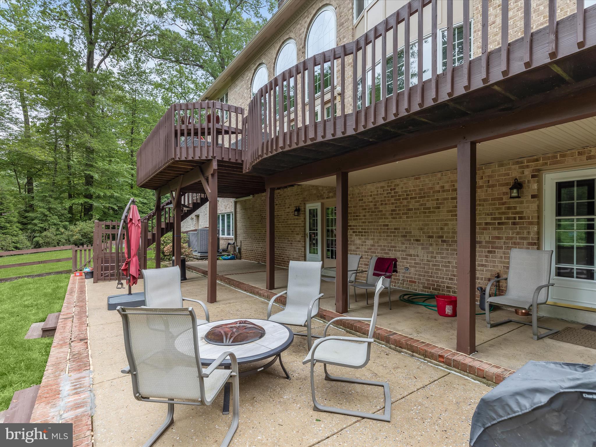 THE HILL FARM - Residential