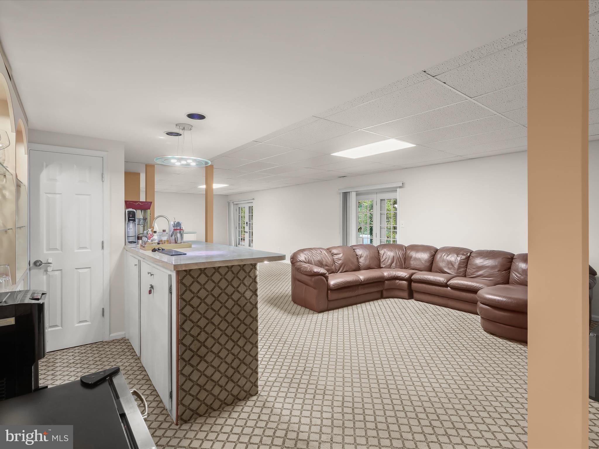 THE HILL FARM - Residential