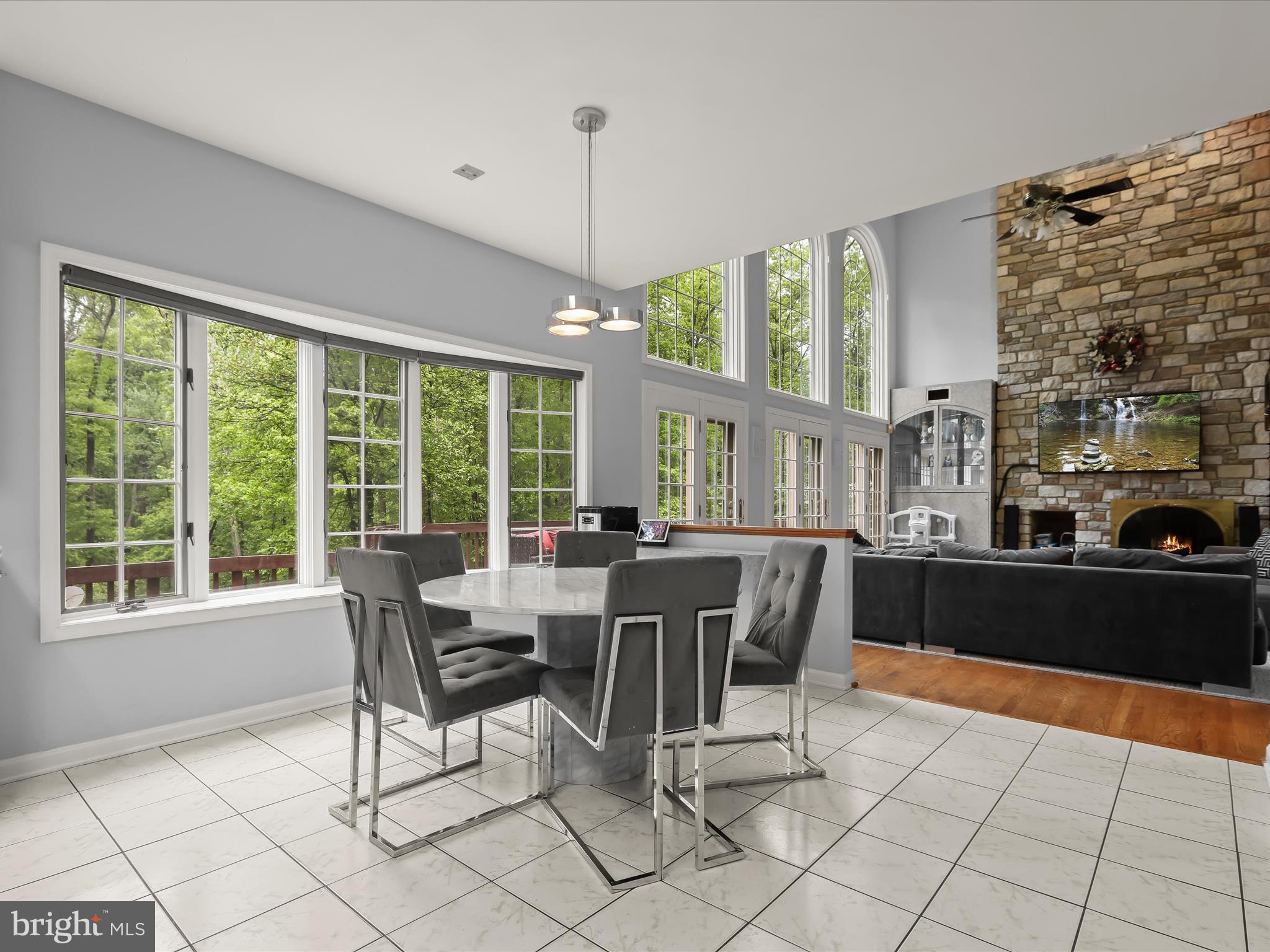 THE HILL FARM - Residential