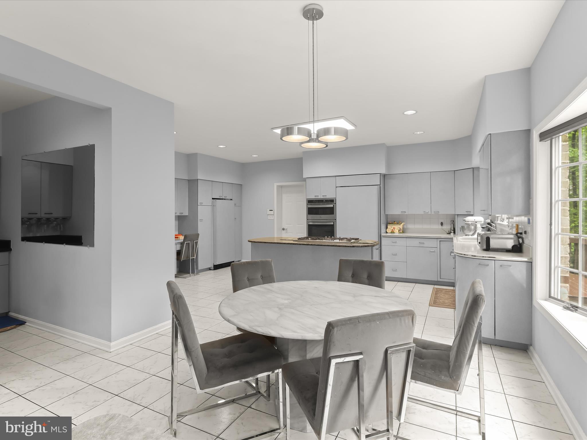 THE HILL FARM - Residential