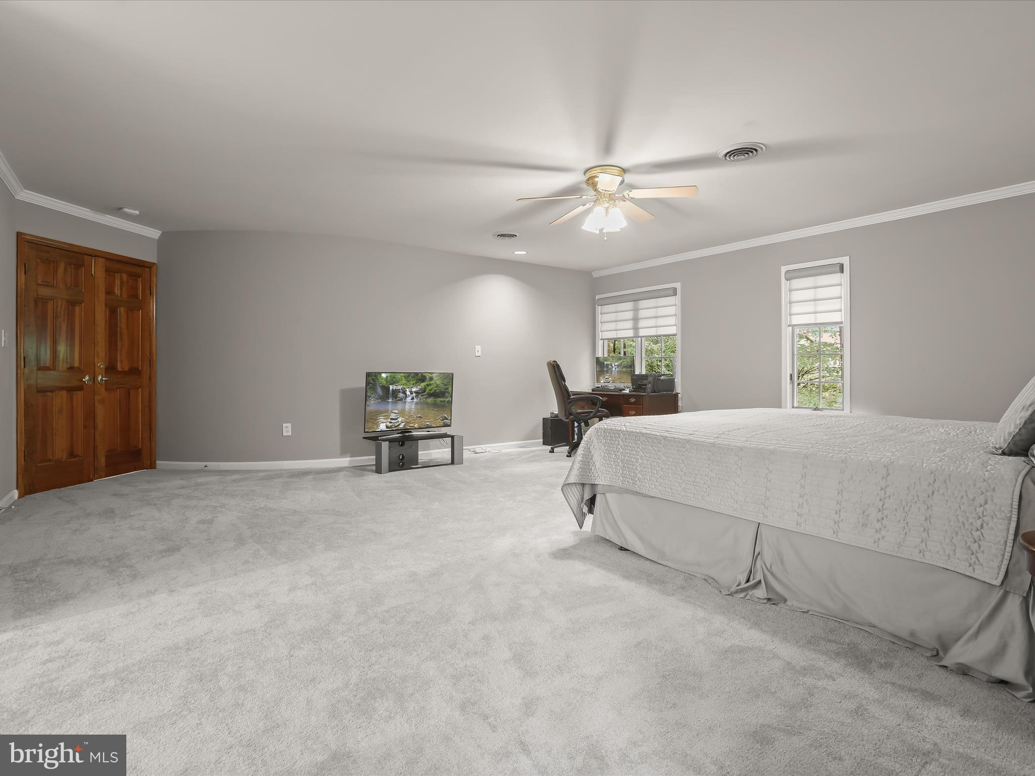 THE HILL FARM - Residential