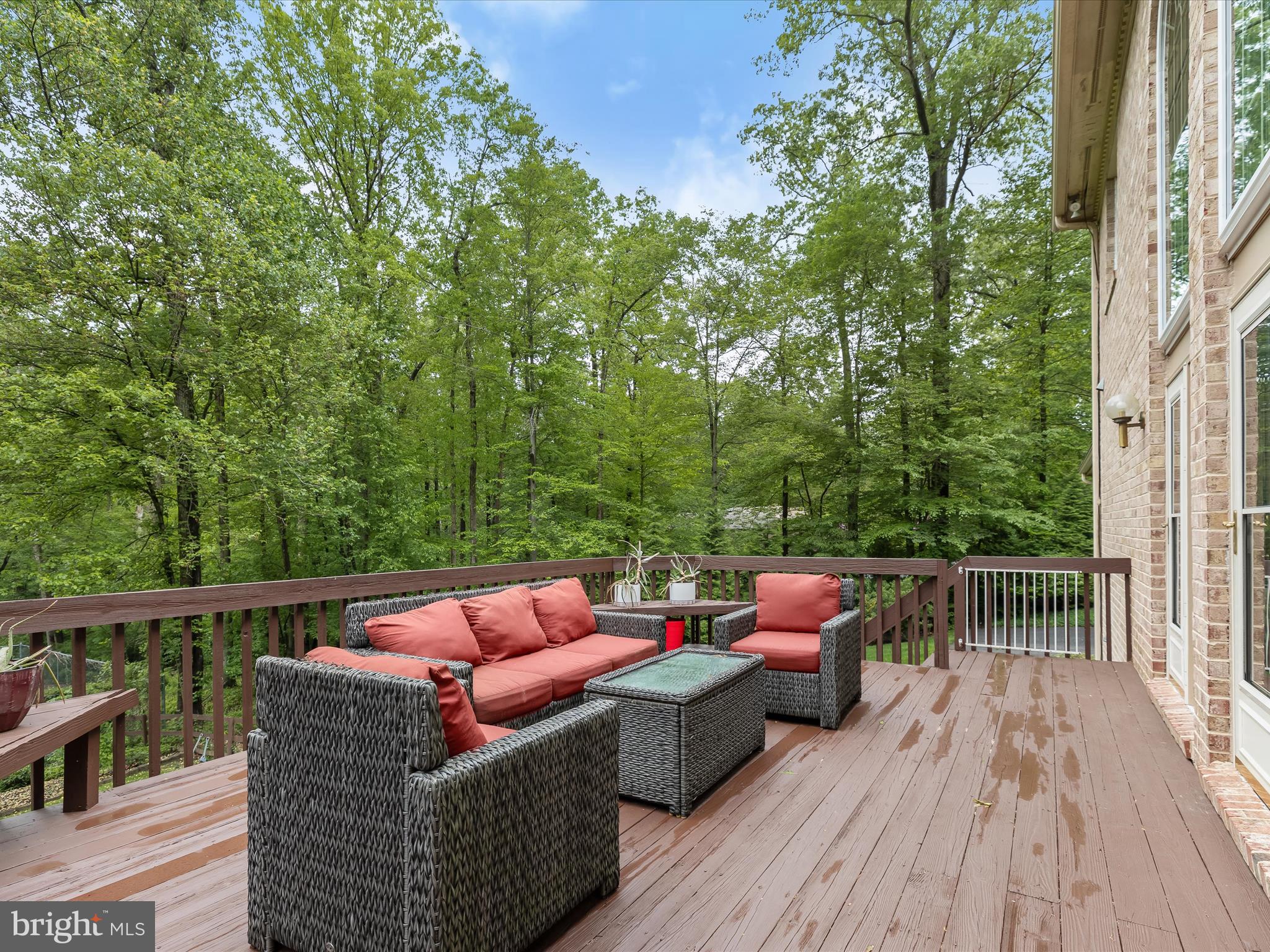 THE HILL FARM - Residential