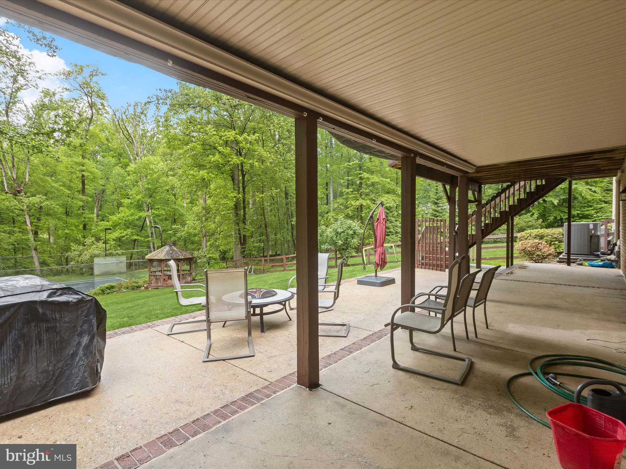 THE HILL FARM - Residential