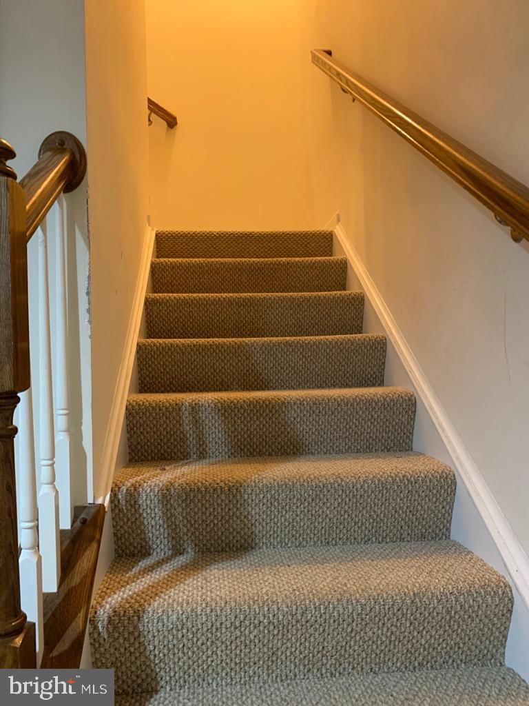 ELLICOTT CROSSING - Residential Lease