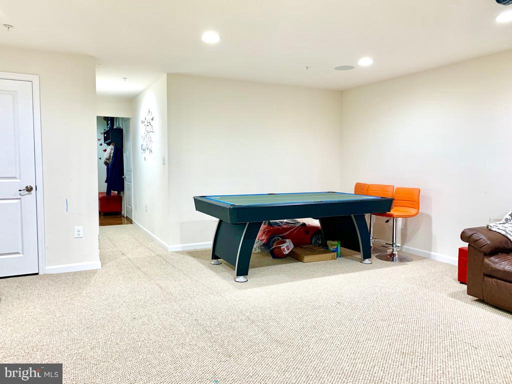 ELLICOTT CROSSING - Residential Lease