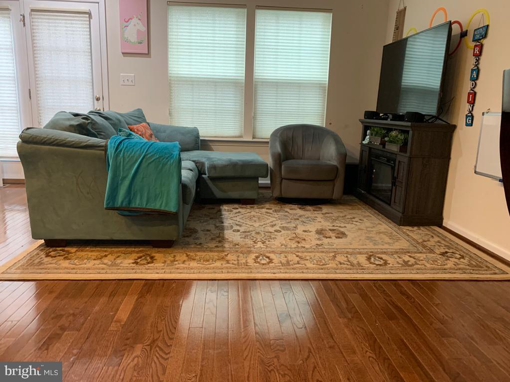 ELLICOTT CROSSING - Residential Lease