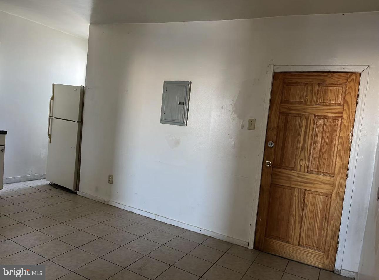 PHILADELPHIA (SOUTH) - Commercial Sale