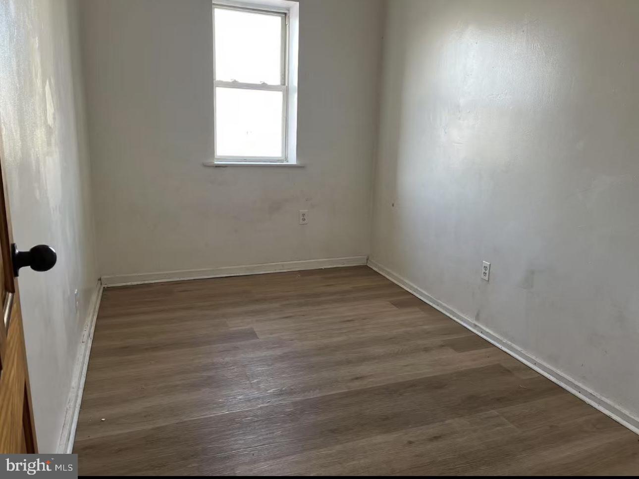 PHILADELPHIA (SOUTH) - Commercial Sale