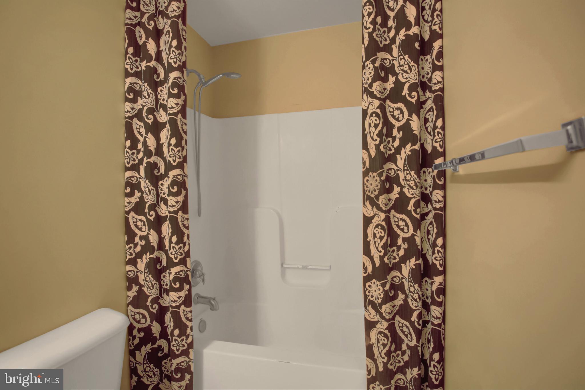 SHADOW CREEK MEADOWS - Residential