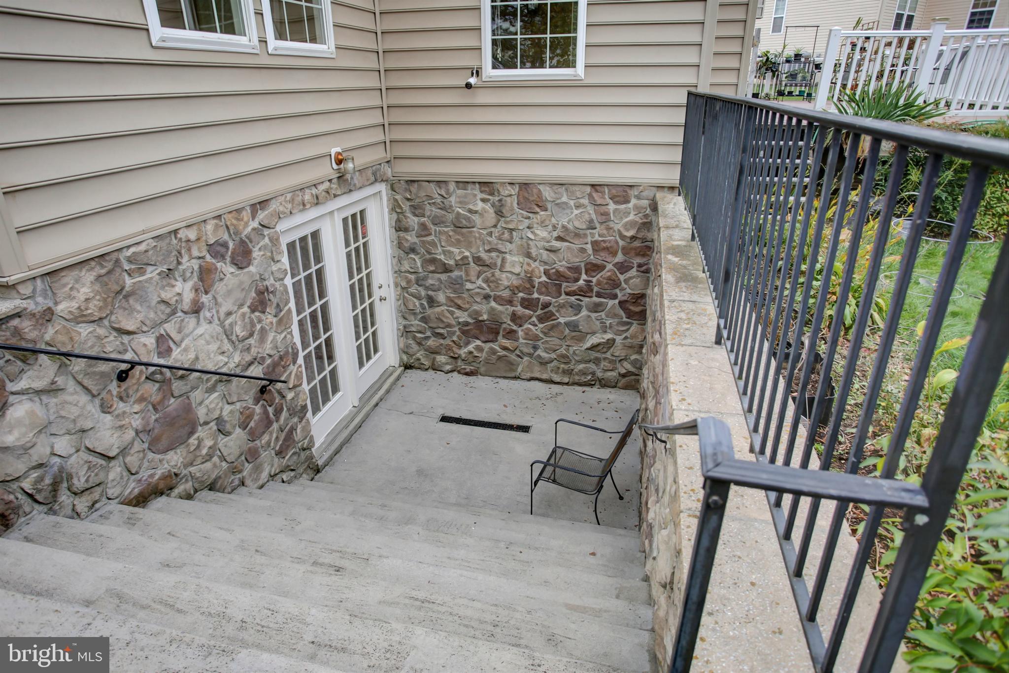 SHADOW CREEK MEADOWS - Residential