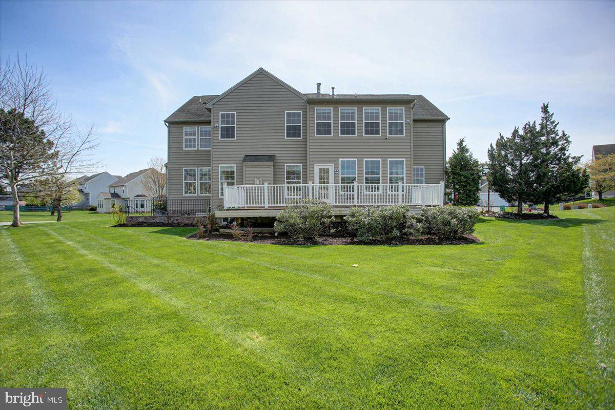 SHADOW CREEK MEADOWS - Residential