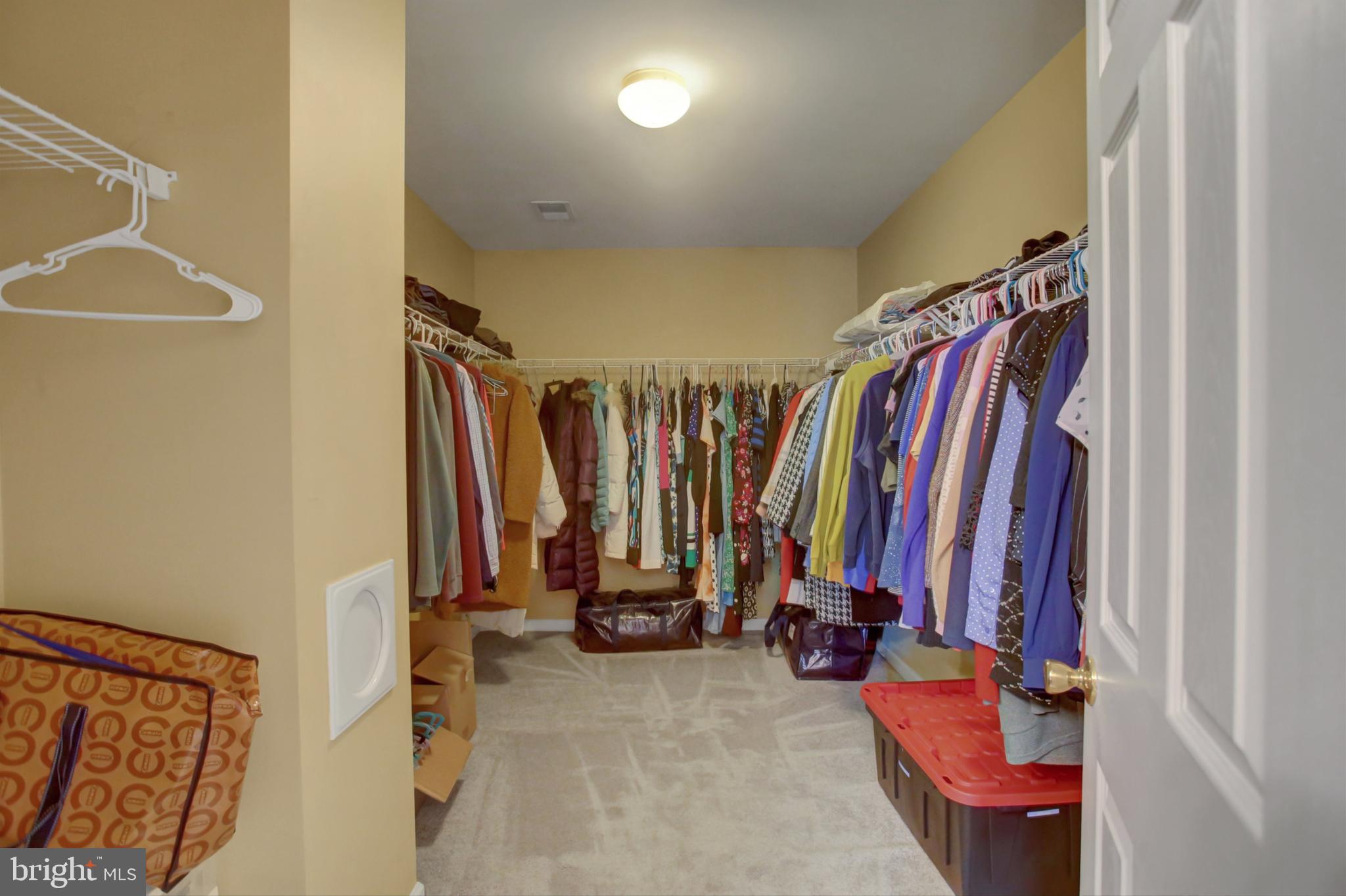 SHADOW CREEK MEADOWS - Residential