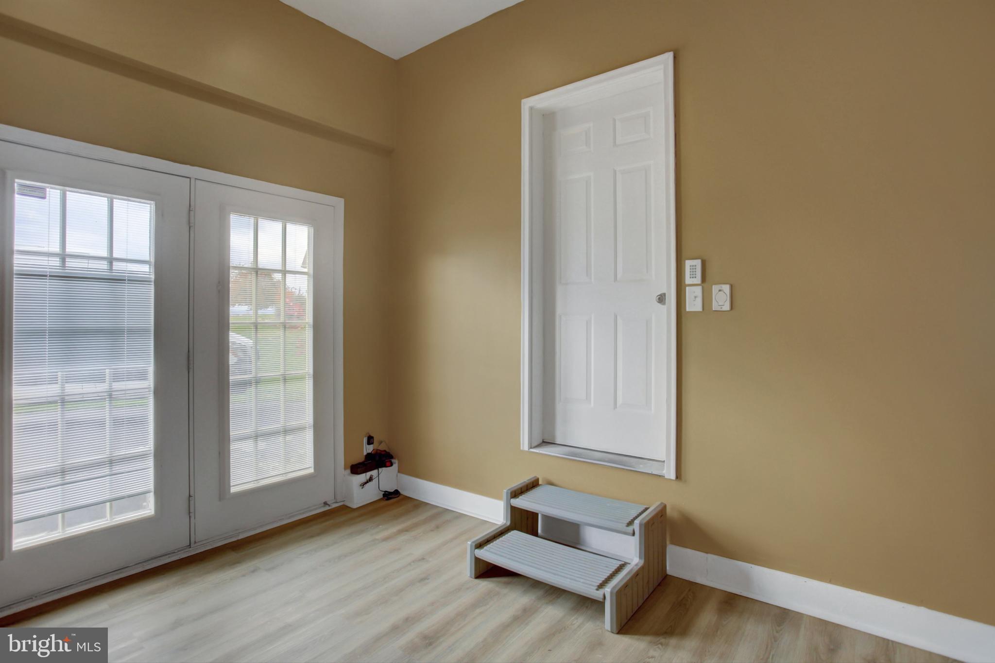 SHADOW CREEK MEADOWS - Residential