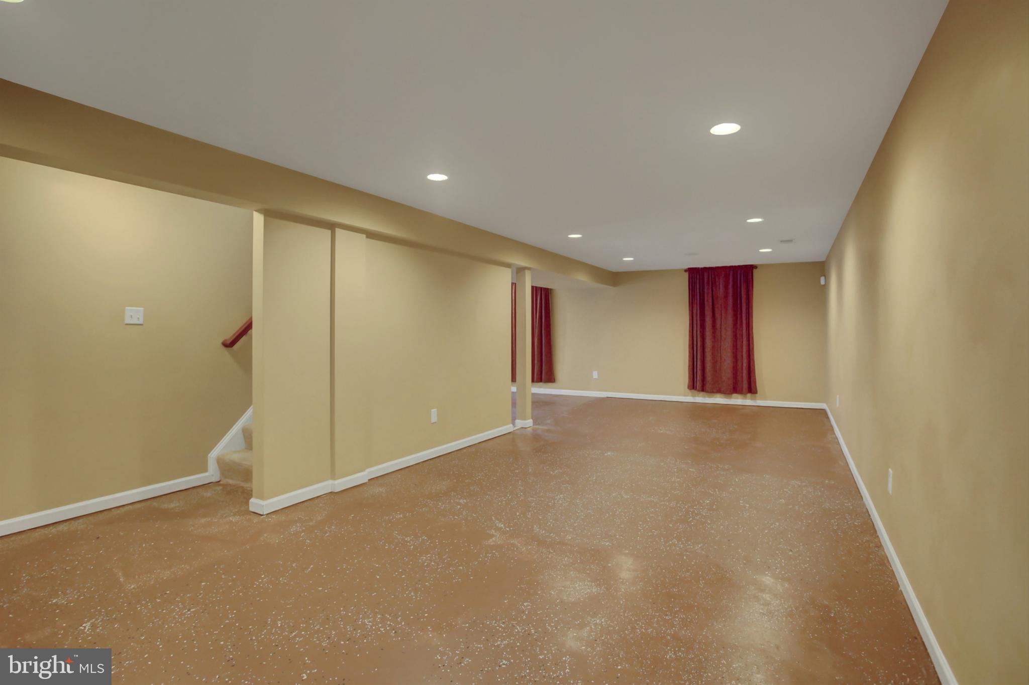 SHADOW CREEK MEADOWS - Residential