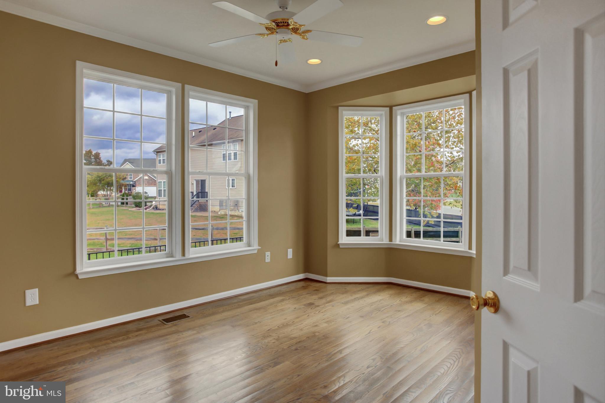 SHADOW CREEK MEADOWS - Residential