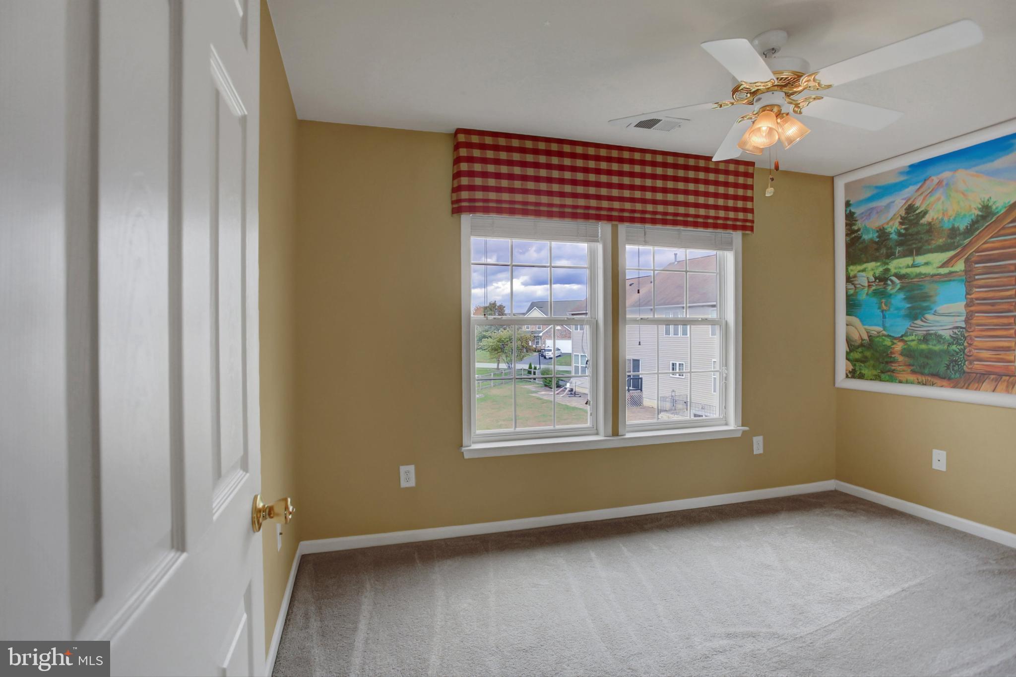 SHADOW CREEK MEADOWS - Residential