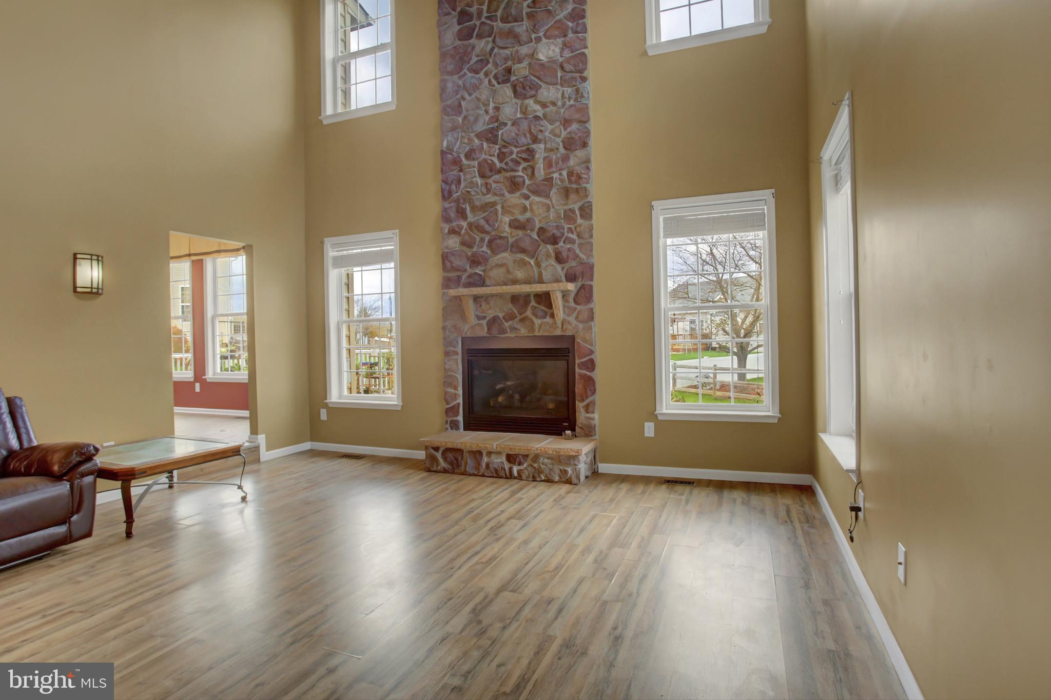 SHADOW CREEK MEADOWS - Residential