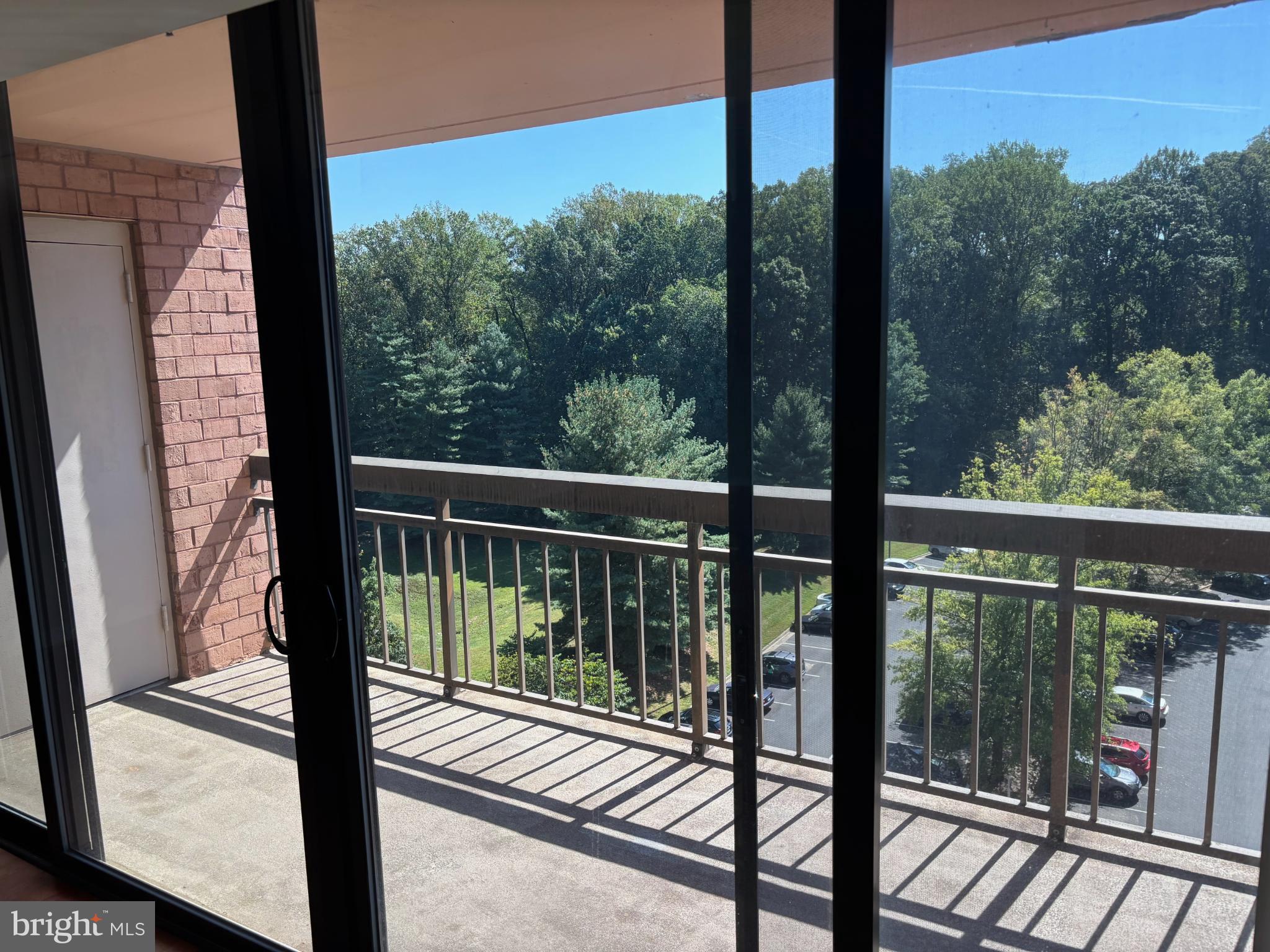 RENAISSANCE AT TYSONS - Residential Lease