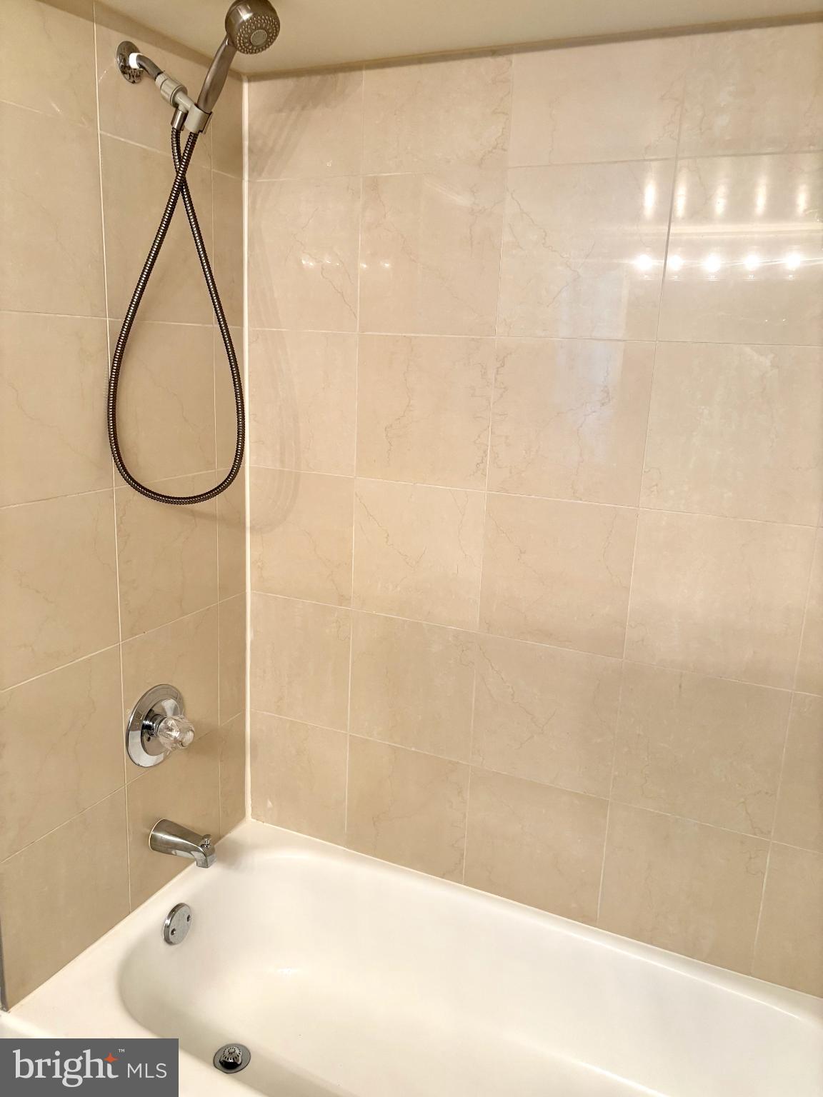 RENAISSANCE AT TYSONS - Residential Lease