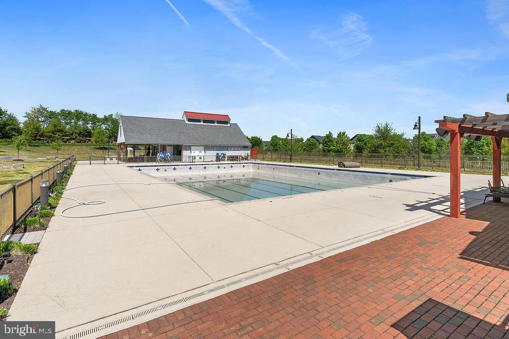 POTOMAC SHORES - Residential