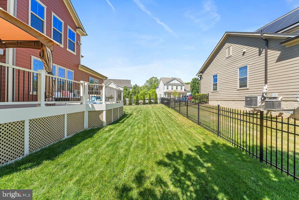 POTOMAC SHORES - Residential