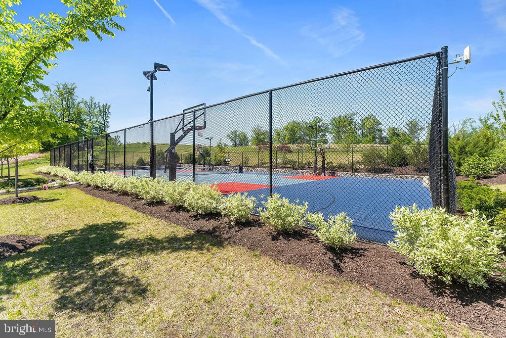 POTOMAC SHORES - Residential