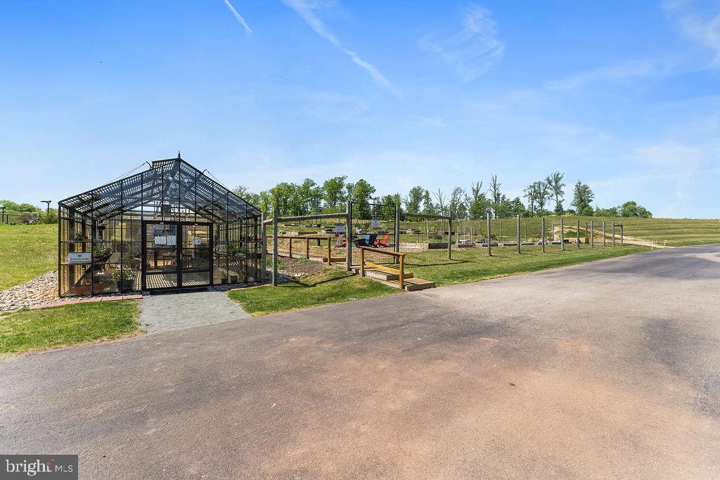 POTOMAC SHORES - Residential