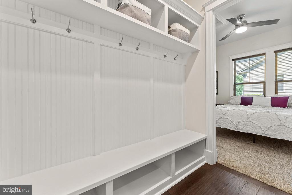 POTOMAC SHORES - Residential