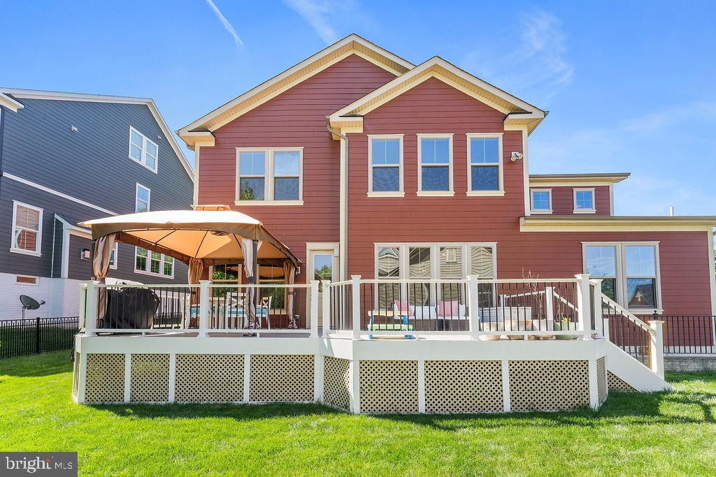 POTOMAC SHORES - Residential