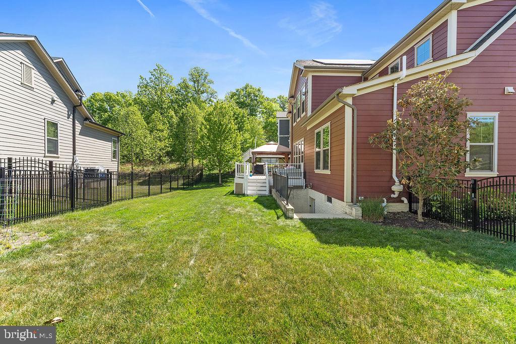 POTOMAC SHORES - Residential