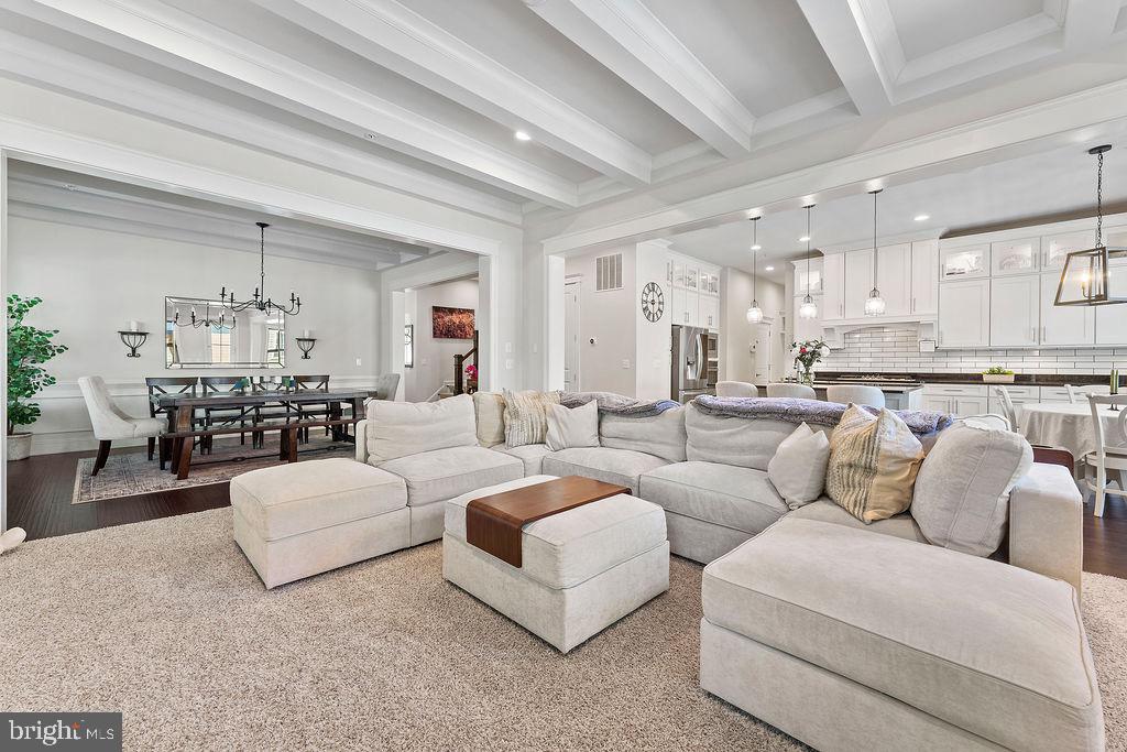 POTOMAC SHORES - Residential